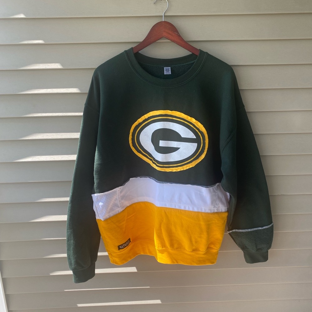 NFL Green Bay Packers Green and Yellow Color-Block Sweatshirt with Crew Neck